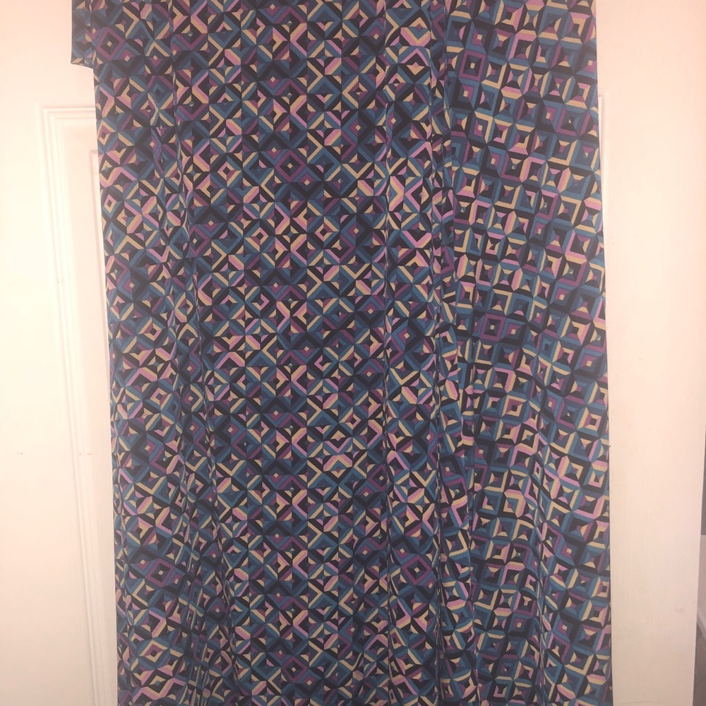 *BNWT* XL LuLaRoe Maxi Skirt